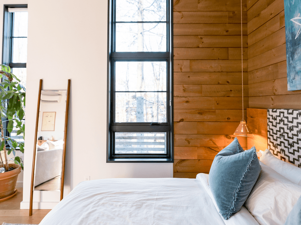 Airbnb vs Hotel - Advantages and Disadvantages