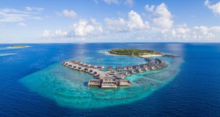 The St. Regis Maldives Vommuli Resort